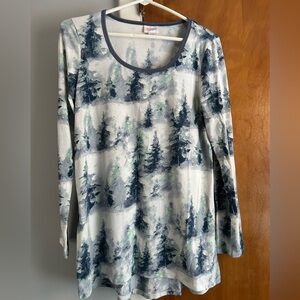 LuLaRoe Blue and Green Forest Lynnae Long Sleeve Top